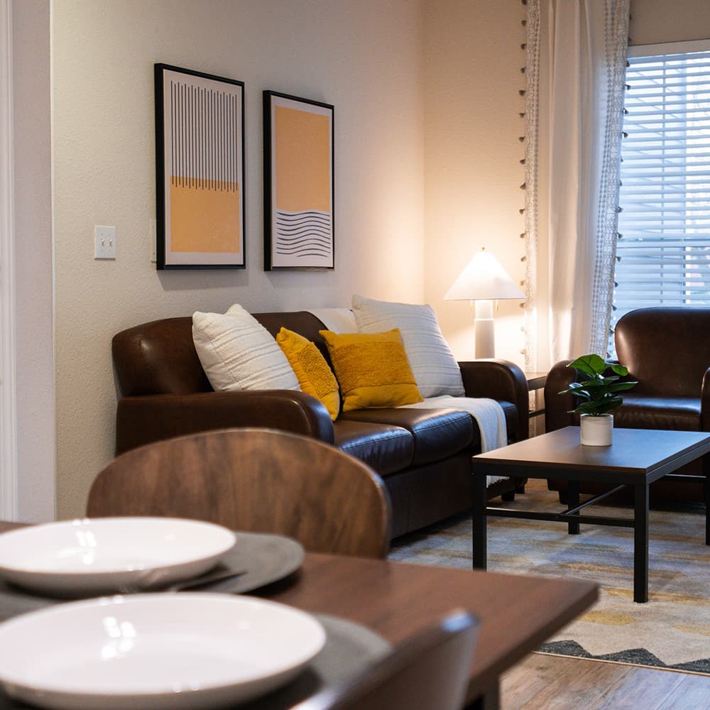 Model—RBS—The-Oliver-9977